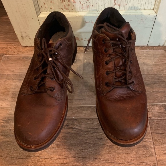 Men’s Carhartt Size 10 brown lace up slip resistant oxfords. Preloved - Picture 1 of 7